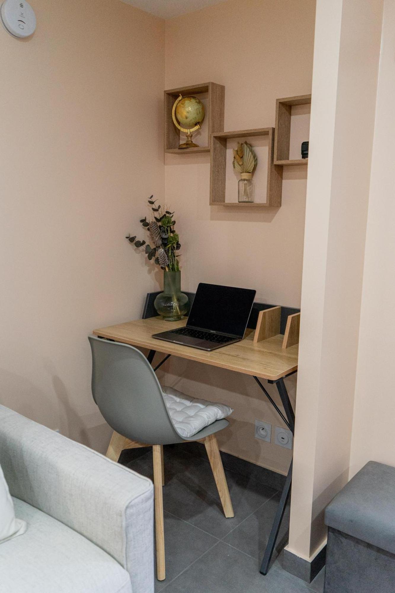 Appartement Cosy Le Lys Vert A 40Mn De Paris Dammarie-lè-Lys Esterno foto